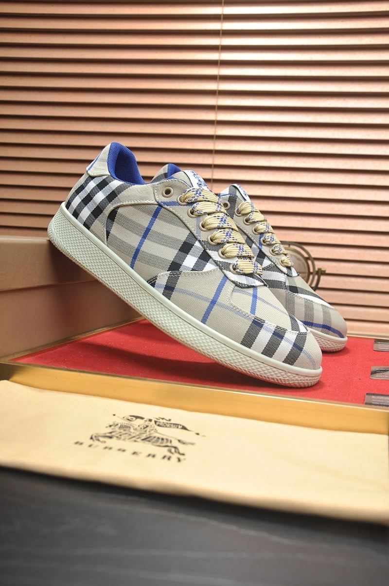 Burberry Low Shoes